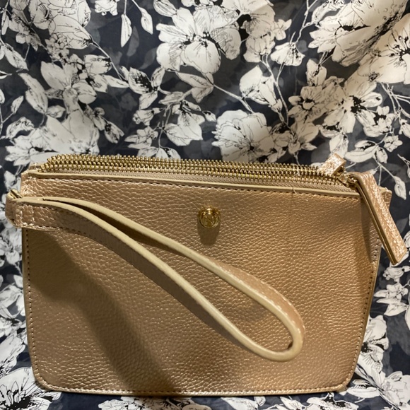 Naturalizer Wristlet - Picture 10 of 10